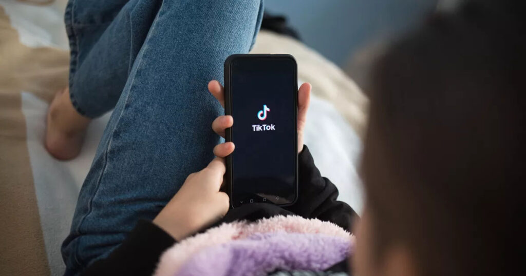 TikTok у смартфоні