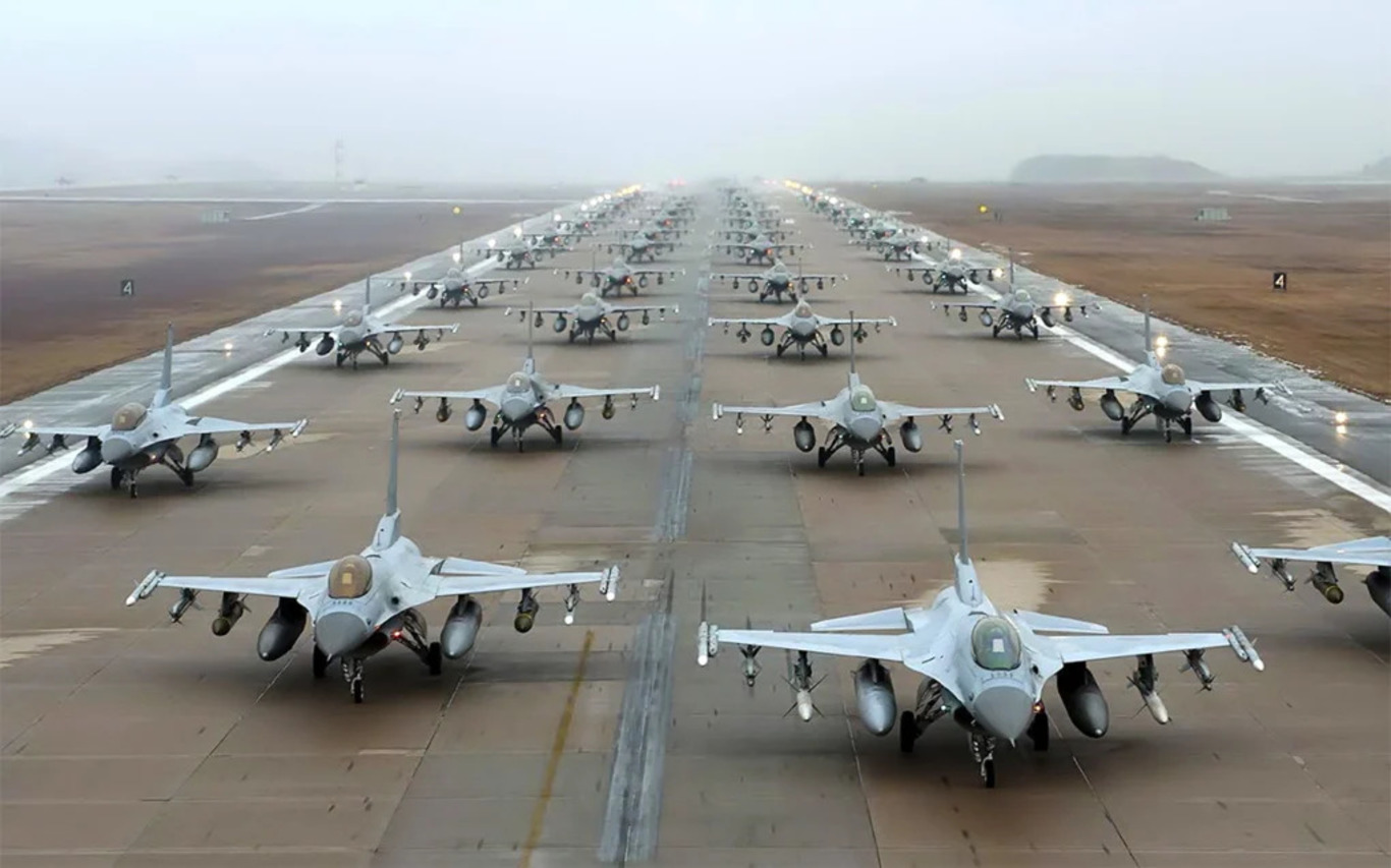 винищувачі F-16