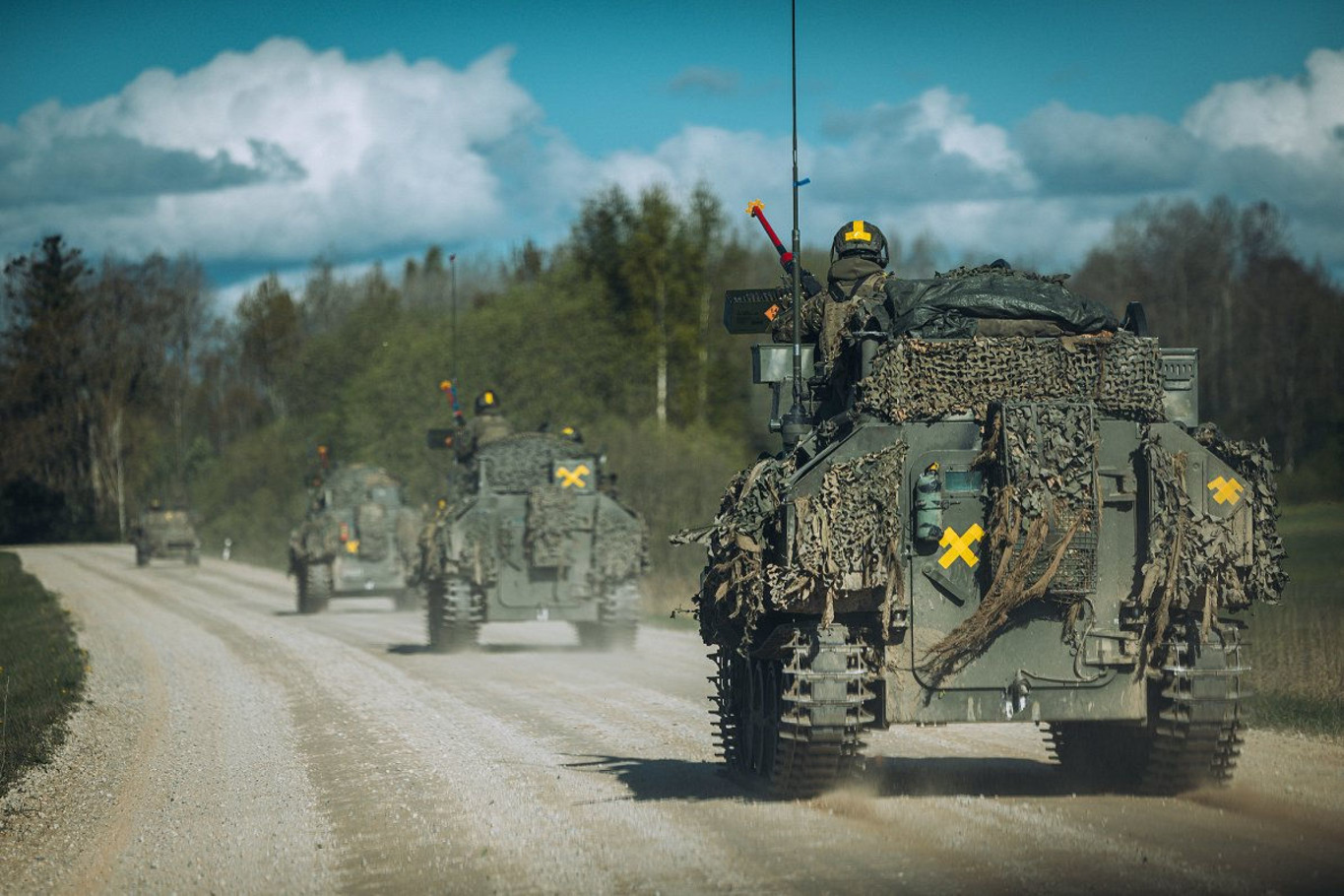 військові БТР