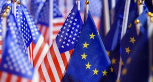 Єврокомісія “шкодує” про введення Трампом мит на сталь