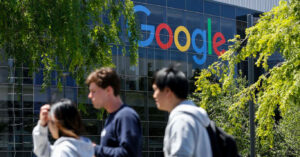 Google почала платити своїм співробітникам за добровільне звільнення