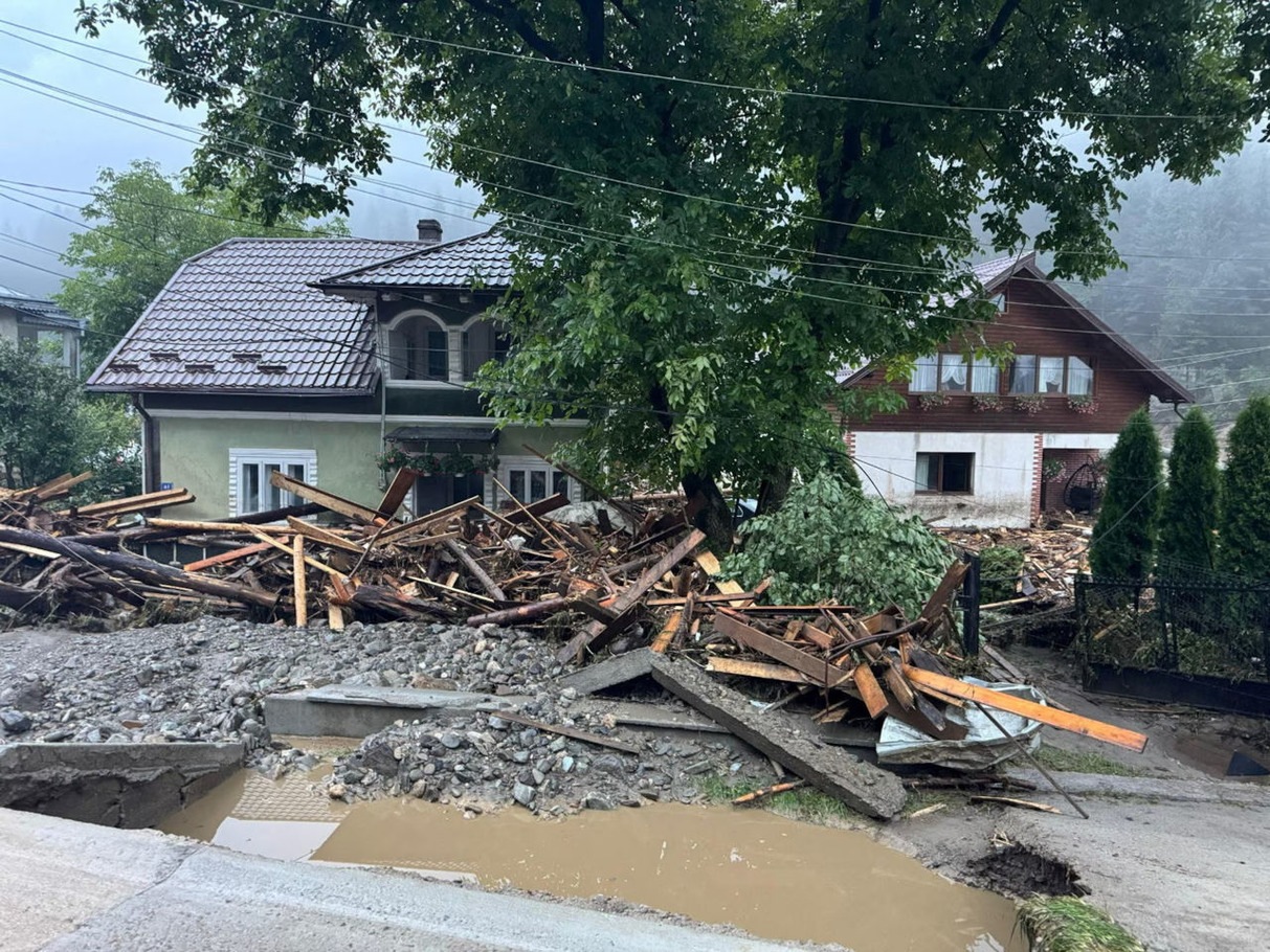 наслідки повені в Румунії