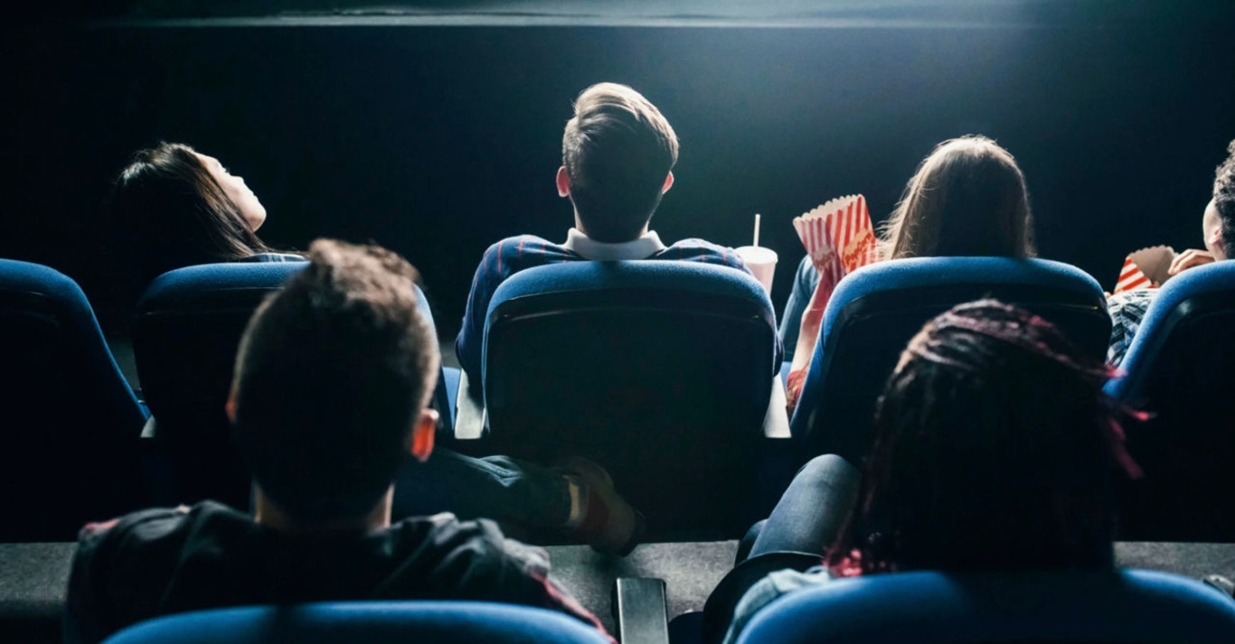 зал у кінотеатрі