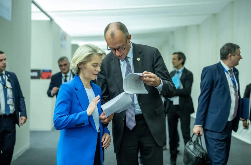 європейські чиновники