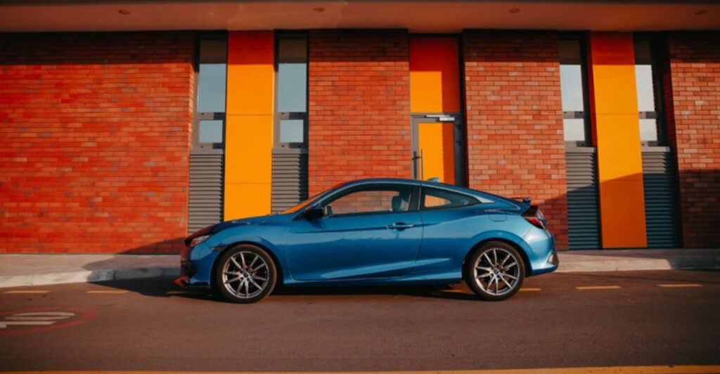 автомобіль Honda