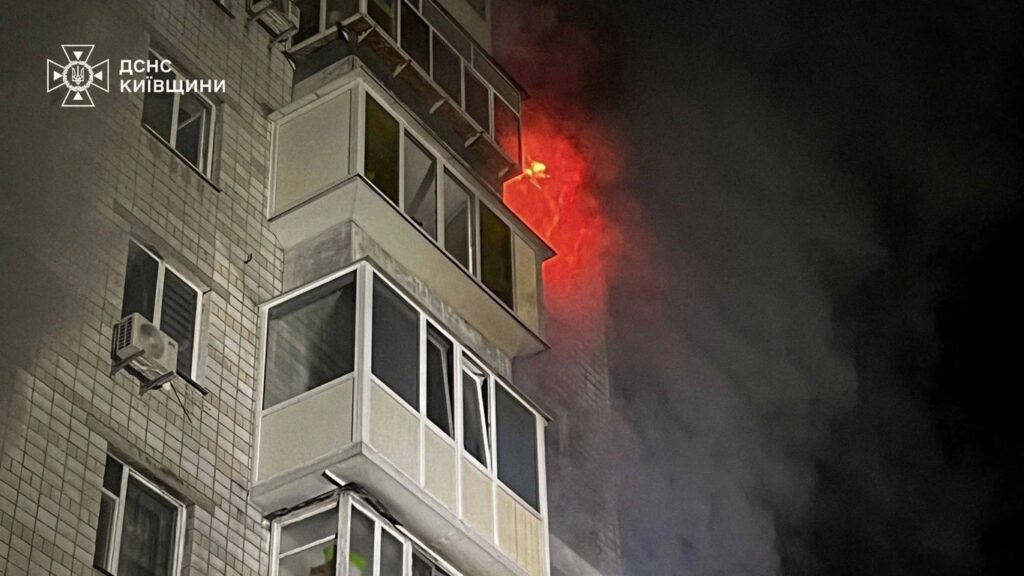 пошкоджений будинок