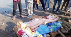 В Індії чоловік намагався видати манекен за померлого задля компенсації
