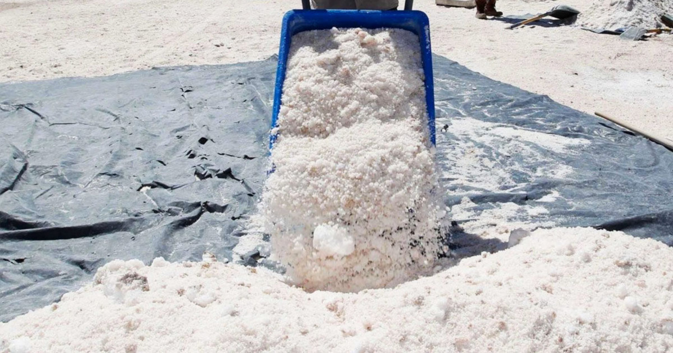 тачка з копалинами