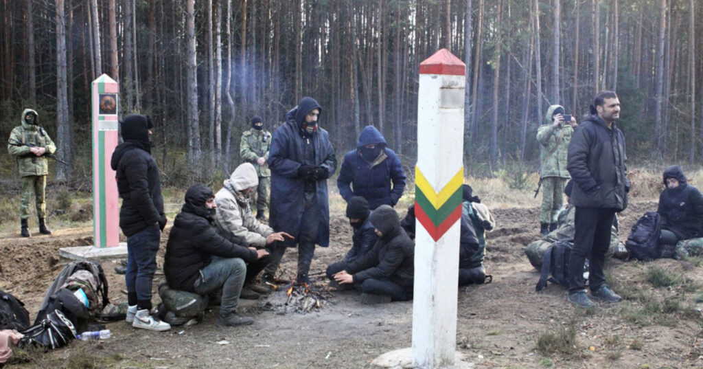 мігранти на литовському кордоні