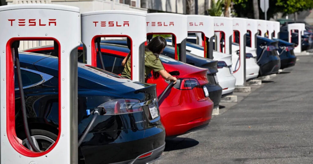 автомобілі Tesla