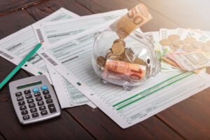 У Німеччині почали скасовувати допомогу “трудовим мігрантам”