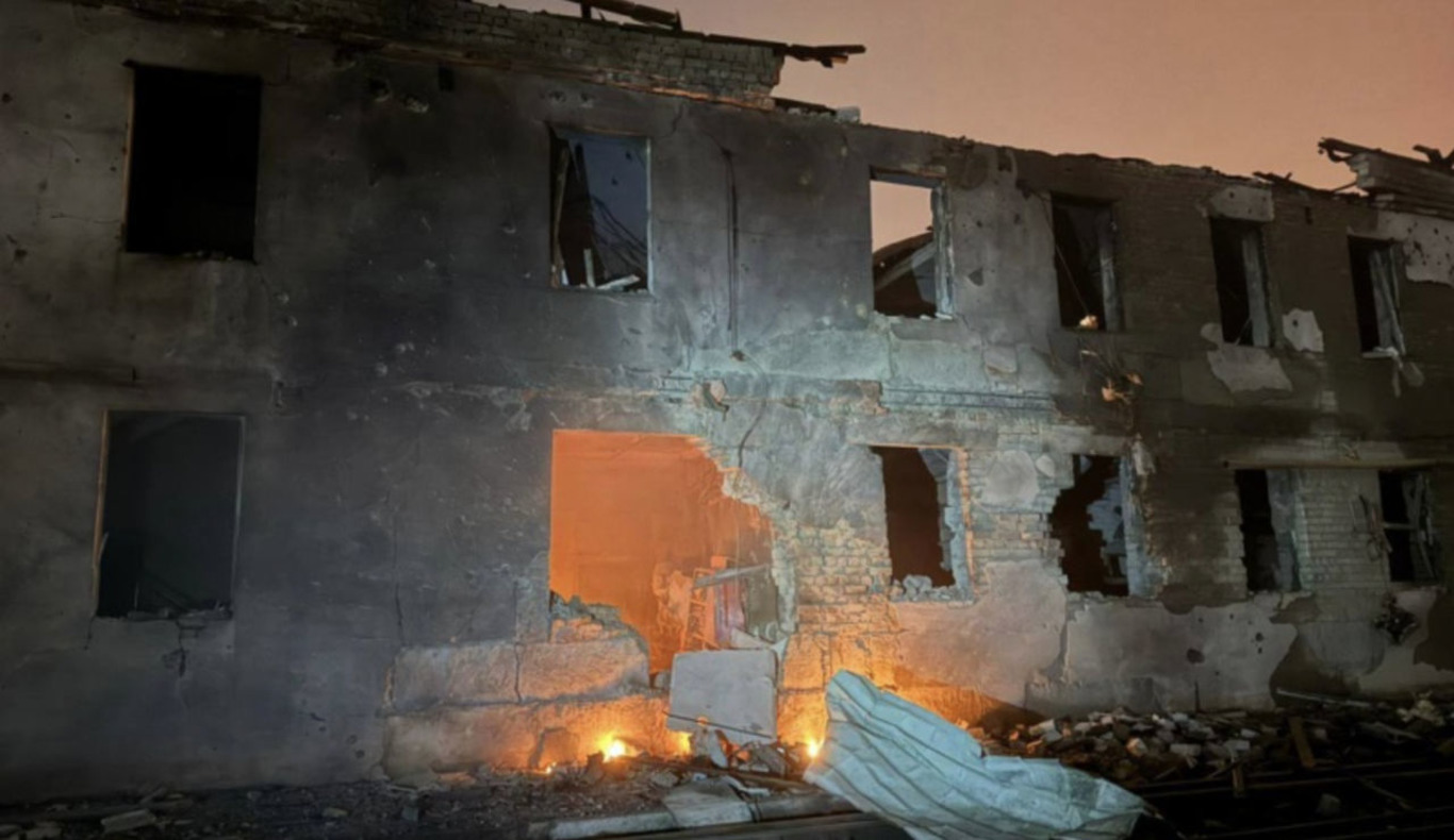 пошкоджений будинок