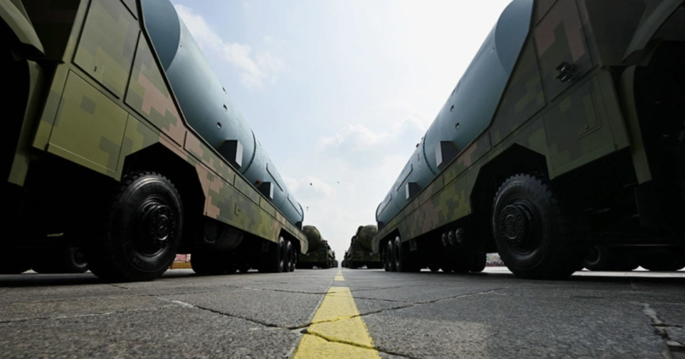 ядерна зброя