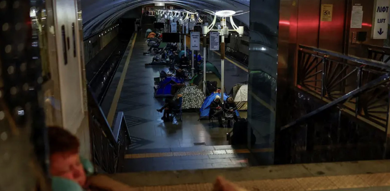 станція метро у Києві