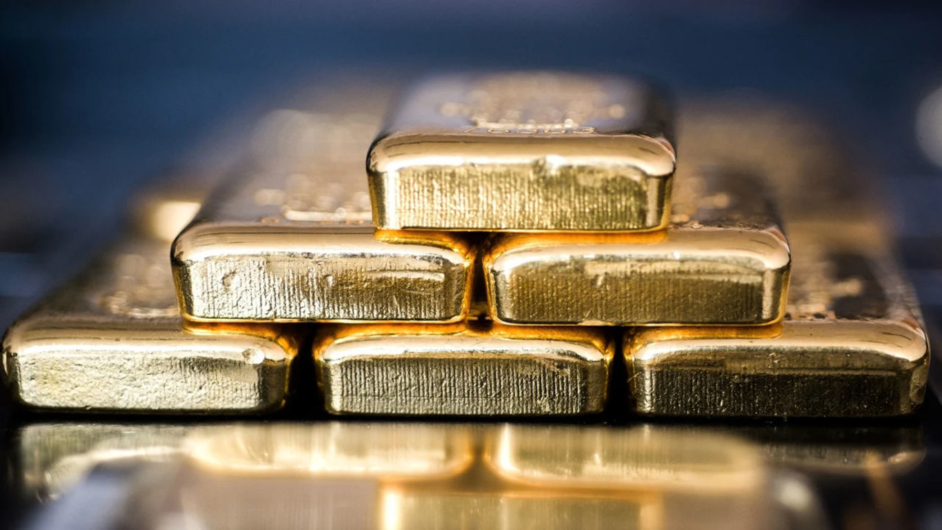 злитки золота