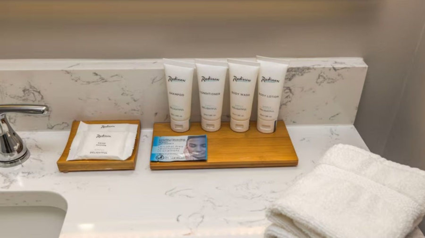 шампуні та гелі