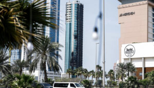 У Бахрейні під удар Ірану потрапив готель Crown Plaza