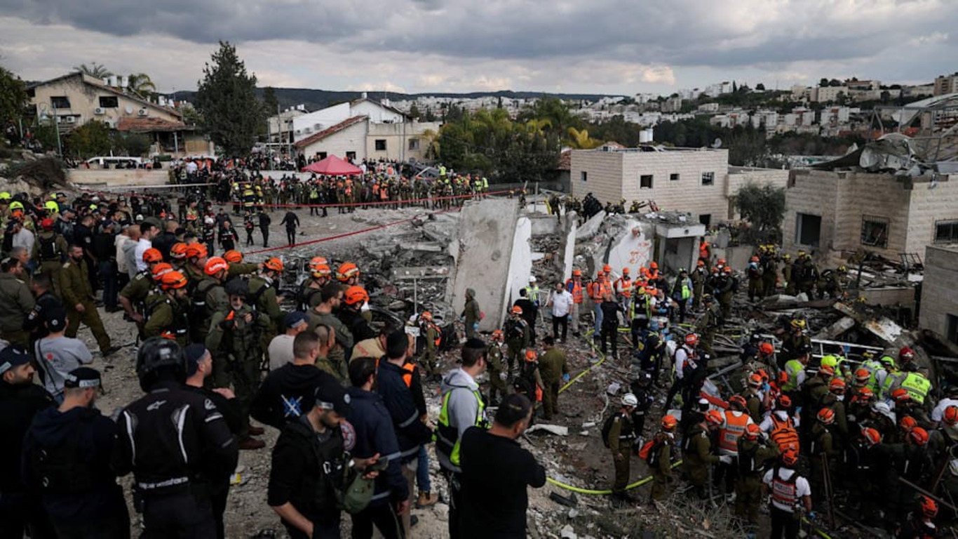 наслідки ракетної атаки в Ізраїлі