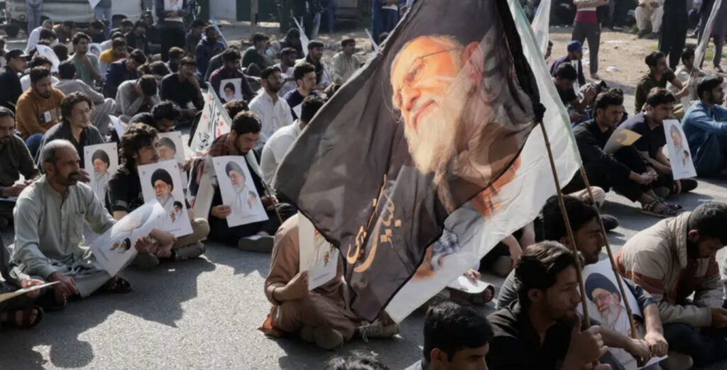 люди в Ірані