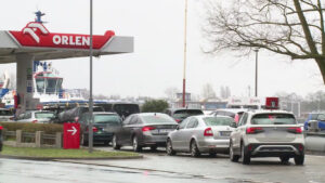 Німецькі водії їдуть заправлятися до Польщі на тлі рекордно високих цін
