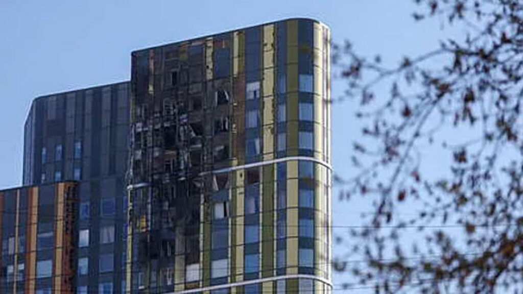 пошкоджений будинок