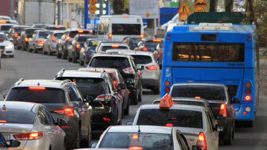 затор на дорозі