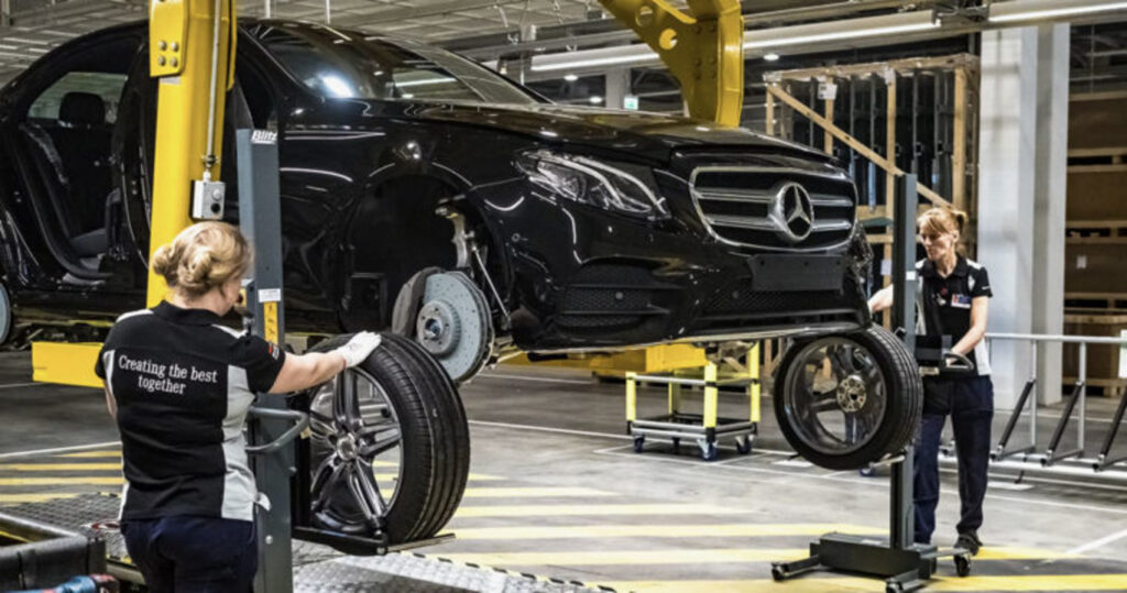 цех з виробництва Mercedes