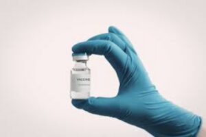 Вчені створили революційну ШІ-вакцину: одна ін’єкція від усіх вірусів