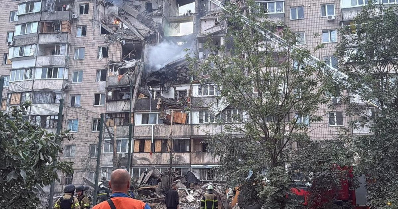 пошкоджений будинок у Києві