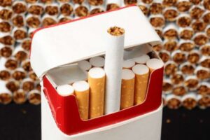 Німецький Мінфін планує підвищити ціну на сигарети до 11,78 євро до 2030 року