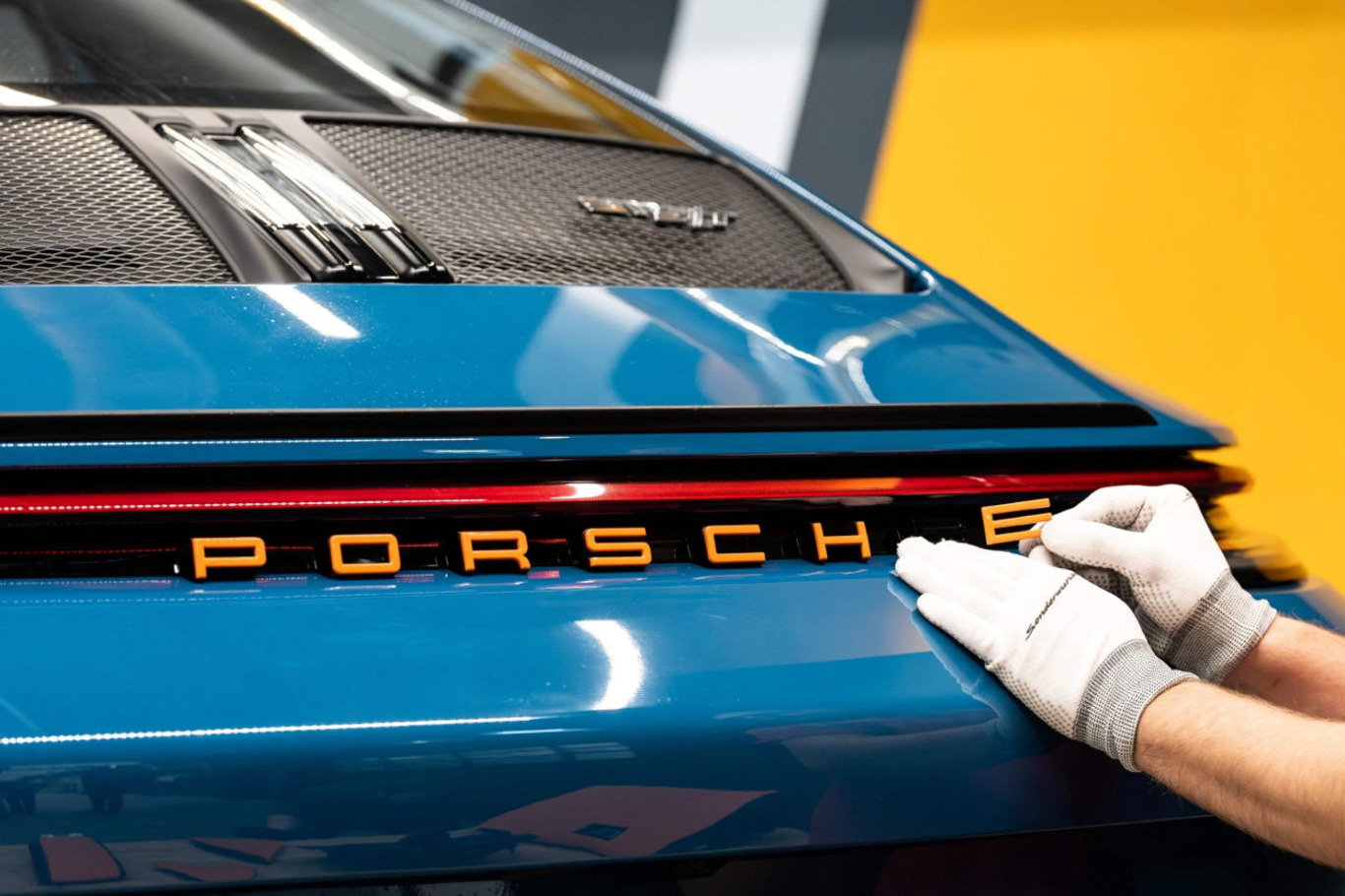 автомобіль Porche