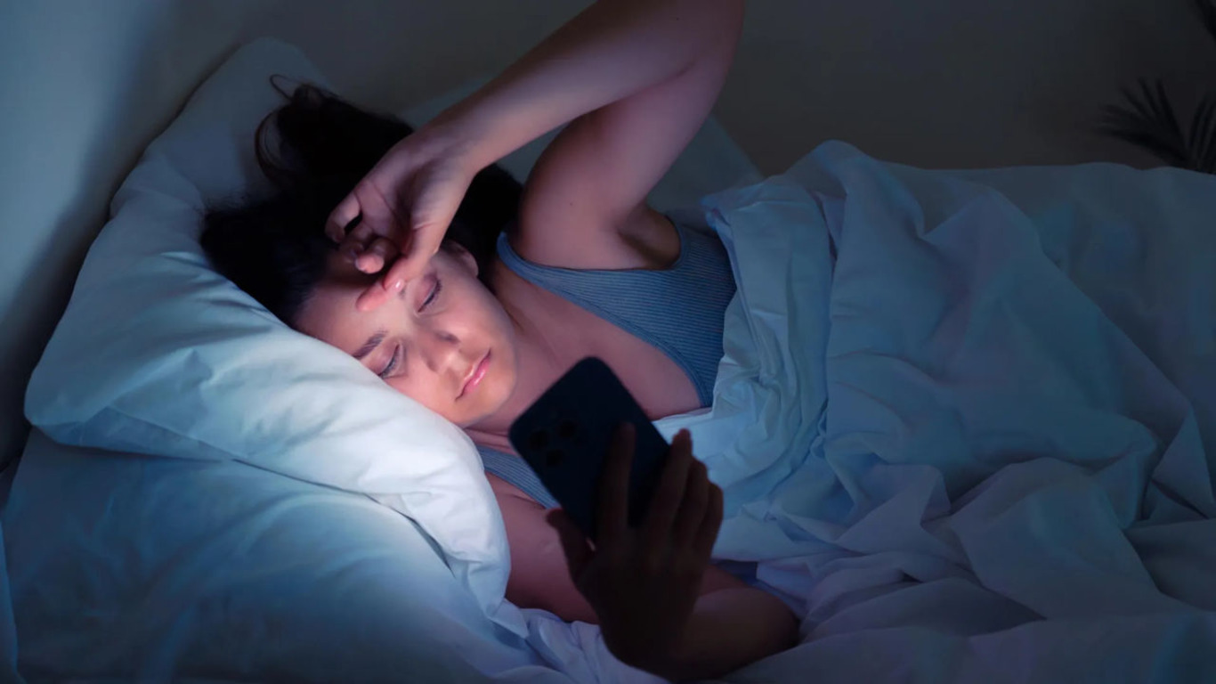 жінка