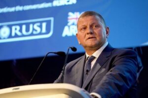 Залужний: Удари по російській логістиці не повинні створювати ілюзію швидкого закінчення війни