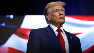Трамп звинувачує адміністрацію Байдена в вичерпанні американських арсеналів через допомогу Україні