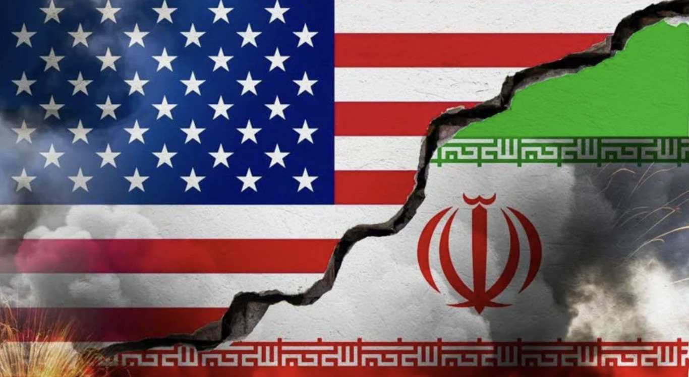прапори США та Ірану