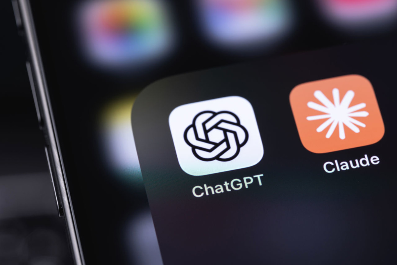 застосунки ChatGPT Claude